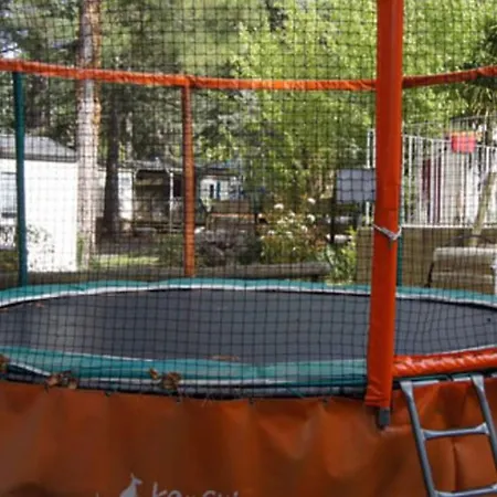 Camping Mobil-home Avec Terrasse Accueillant 6 Pers - Api-1-52-631 Sournia